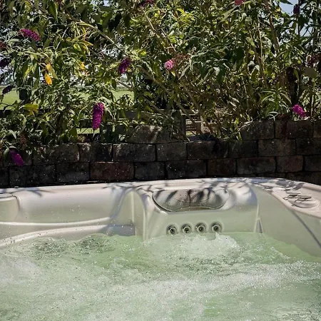 Alpehytte Chalet Met Grote Tuin En Prive Jacuzzi *