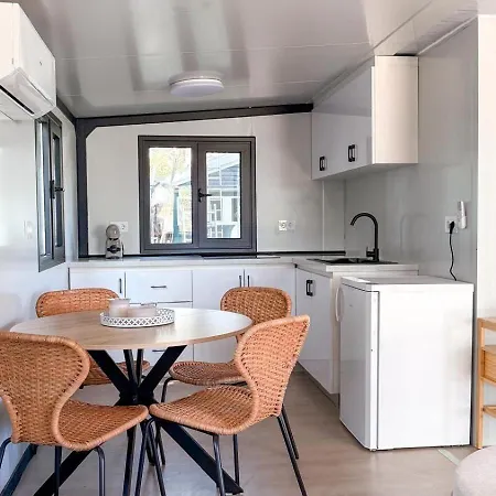 Chalet Met Grote Tuin En Prive Jacuzzi