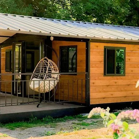 Chalet Met Grote Tuin En Prive Jacuzzi